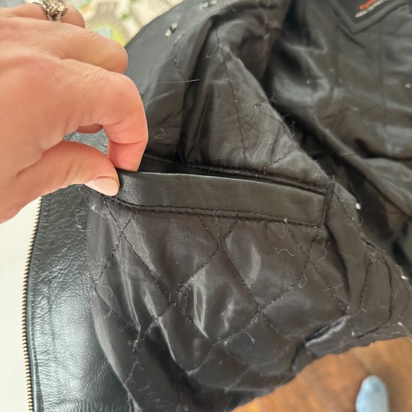 Vintage black leather motorcycle jacket size small - Picture 7 of 8